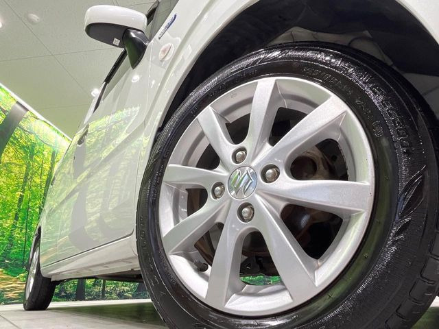 �y����14�C���`�A���~�z�C�[���z�O�ςɃ}�b�`���������A���~�z�C�[���𑕒����Ă���܂��B�e��ЊO�A���~�z�C�[����A�X�^�b�h���X�^�C�����戵�����Ă���܂��B���񂲑��k����������