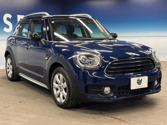 ●無料付帯の保証の他、安心の最長3年・走行無制限保証(有償)をご用意。輸入車を安心してお楽しみいただける様、保証内容も充実はもちろん、無料点検&オイル交換やロードサービスも付帯しております。