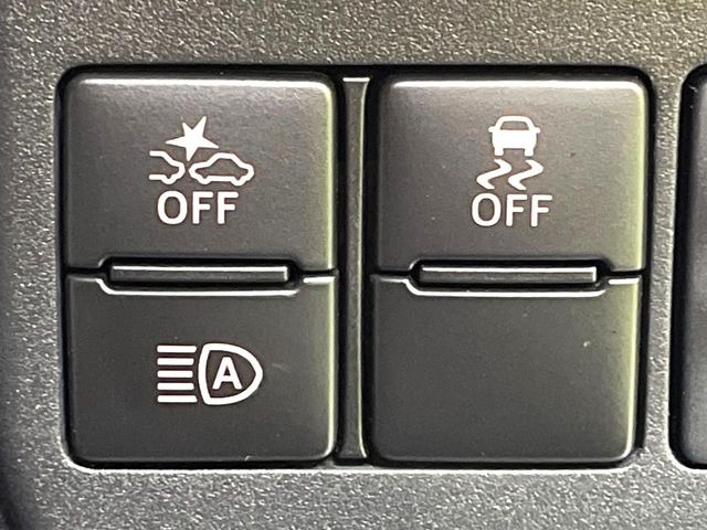 �y�X�}�[�g�A�V�X�g3�z���s���ɑO���̎ԗ�����F�����A�Փ˂������Ȏ��͌x��ƃu���[�L�ŏՓˉ���Ɣ�Q�y�����A�V�X�g�B�����S�Ƀh���C�u�����y���݂��������܂��B