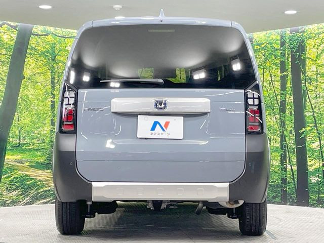 安心の最長10年・走行無制限保証(有償)をご用意。保証内容も充実はもちろん、無料点検&オイル交換や、年中無休の全国・24時間ロードサービスも付帯されておりますのでご安心下さい。