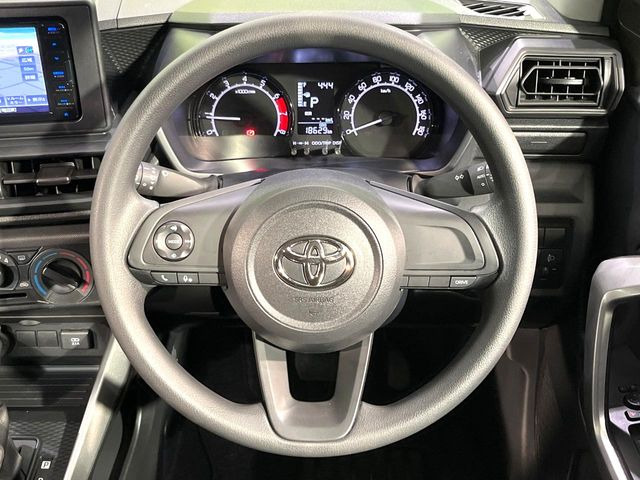 �y�X�e�A�����O�X�C�b�`�z�^�]���A�O������ڐ������炷���ƂȂ��A�I�[�f�B�I���̑��삪�\�ȕ֗��@�\!���S&���K�ȃh���C�u�����o���Ă���܂���