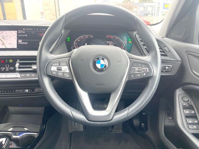 ���n���h�����̃X�������Ȃ��A���ꂢ�ȏ�Ԃ��ێ����Ă���܂��B�e�X�C�b�`���̓�����m�F�ς݂ł��B