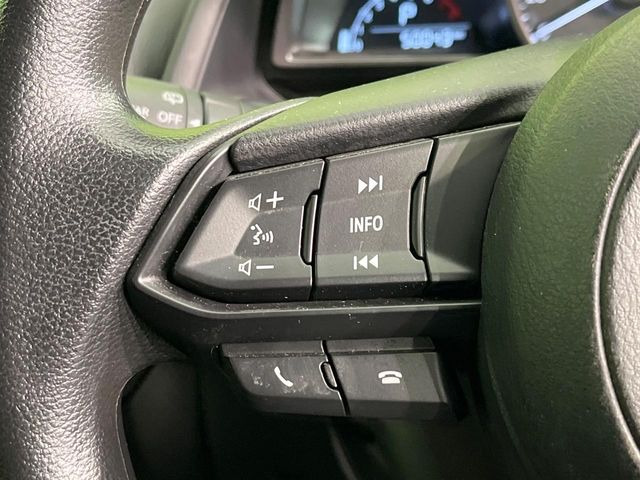 �y�X�e�A�����O�X�C�b�`�z�^�]���A�O������ڐ������炷���ƂȂ��A�I�[�f�B�I���̑��삪�\�ȕ֗��@�\!���S&���K�ȃh���C�u�����o���Ă���܂���