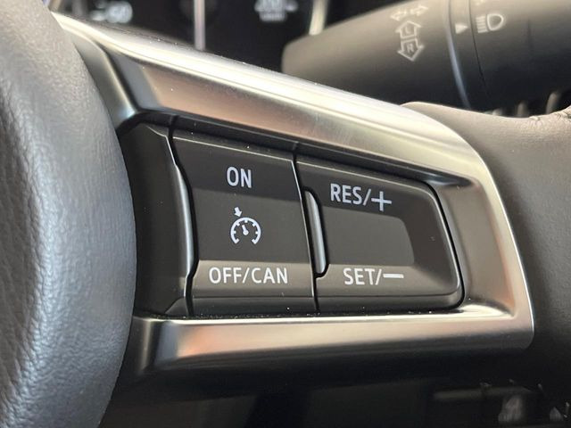 �y�N���[�Y�R���g���[���z�������H�����N���N���s�B�A�N�Z���𗣂��Ă���葬�x�ő��s���ł��A�������^�]���̕��S���y��!�����E�������ȒP�ȃX�C�b�`����Œ����ł��܂��B