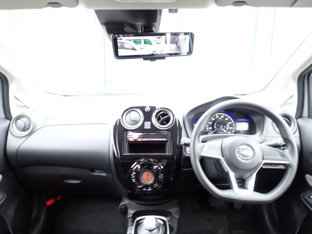 �C���p�l�摜�ɂȂ�܂��B�ԓ��͐��Ǝ҂ɂĎ����N���[�j���O�{�H�ς݂Ȃ̂ŁA��ϐ����ł��B