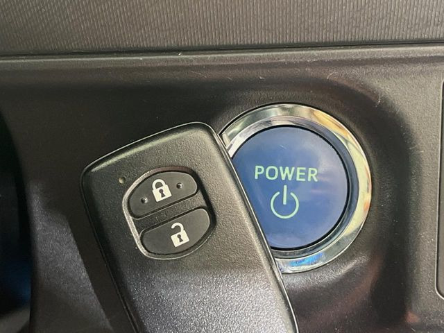 �y�X�}�[�g�L�[�z�J�o����|�P�b�g�ɓ��ꂽ�܂܂ł��h�A�̎{���E�������\�ȃX�}�[�g�L�[�𑕔��B�G���W���̃I���E�I�t�����J�M�����o���K�v����������Ƃ��Ă��֗��ł���