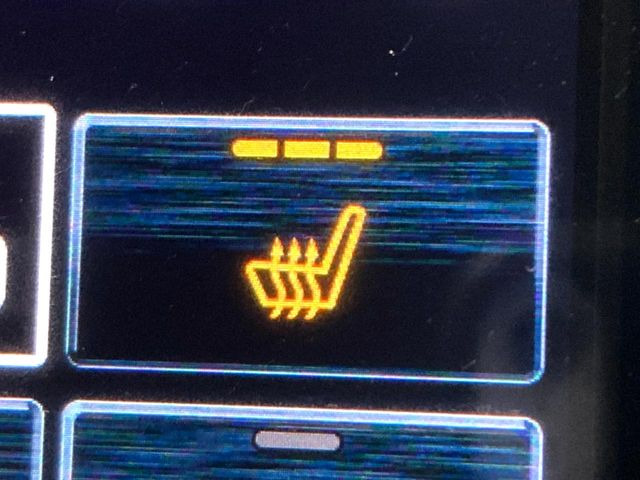 �y�V�[�g�q�[�^�[�z�������ɏd�󂷂�V�[�g�q�[�^�[!�G�A�R����葁�����܂��Ă����̂Ŋ�����̐l�����S�ł��ˁ�G�A�R���̉����͊������邩����A�Ƃ������ɂ����������߂ł��B