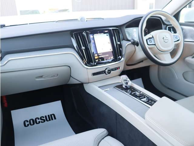 �h�C�c�̃{���{���`���[�j���O���[�J�[HEICO SPORTIV�̐��K�̔��X���t���ƈ��m���ɂ�HEICO SPORTIV�v���~�A���p�[�g�i�[KANTO / TOKAI�Ƃ��ĉ^�c�����Ă��܂��B