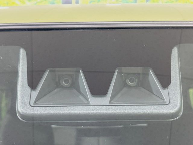 �y�X�}�[�g�A�V�X�g�z���s���ɑO���̎ԗ�����F�����A�Փ˂������Ȏ��͌x��ƃu���[�L�ŏՓˉ���Ɣ�Q�y�����A�V�X�g�B�����S�Ƀh���C�u�����y���݂��������܂��B