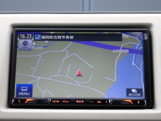 ナビ装備で知らない場所もあっという間に検索♪ちょっとしたお出かけや旅行もこれでばっちりですね。