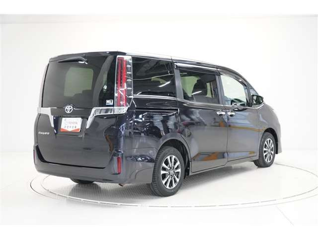 エスクァイア2.0 Gi プレミアムパッケージ