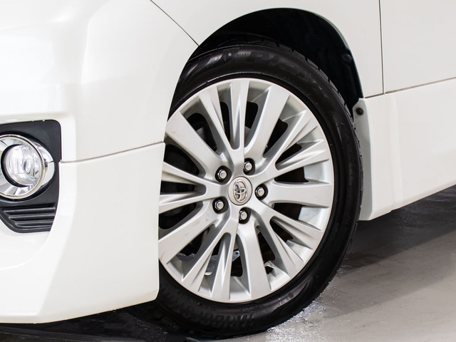 ★各種カスタム!★エアロ取付、社外アルミホイール換装承っております!