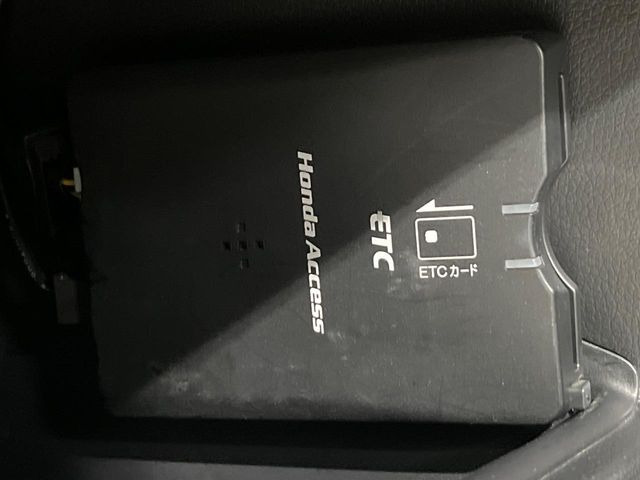 【ETC】高速道路の料金所をストレスなく通過!話題のスポットやサービスエリアに多い「スマートIC」利用時は必須のアイテムです。当店でセットアップを実施、ご納車当日からすぐにご利用いただけます!