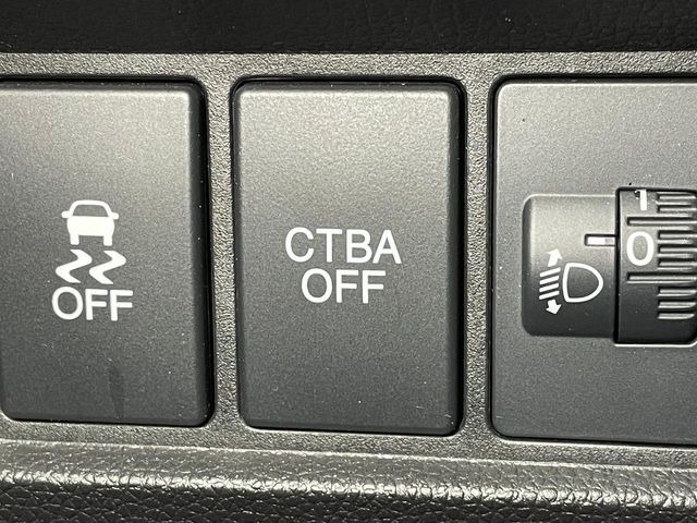 �y�V�e�B�u���[�L�A�N�e�B�u�V�X�e���z�ᑬ���s���ɑO���̎ԗ�����F�����A�Փ˂������Ȏ��͌x��ƃu���[�L�ŏՓˉ���Ɣ�Q�y�����A�V�X�g�B�����S�Ƀh���C�u�����y���݂��������܂��B