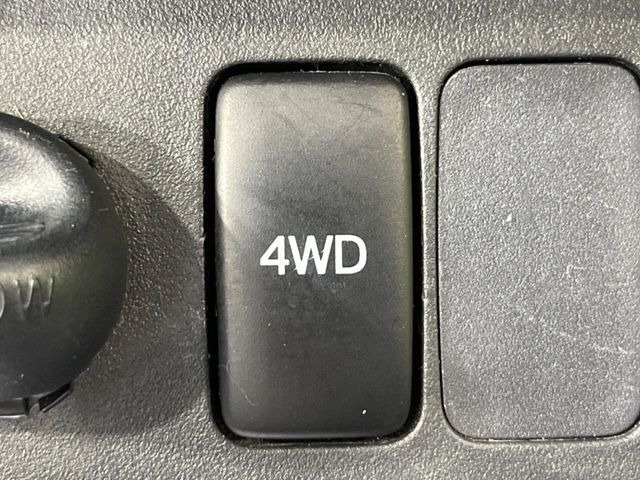 4WD�̂��Ԃł��̂ŁA�ᓹ�ł����S�ł���~��n�n��ɂ��Z�܂��̕��ȊO�ɂ��A�E�B���^�[�X�|�[�c����̕���~��n��֋A�Ȃ����@�������ɂ���������!