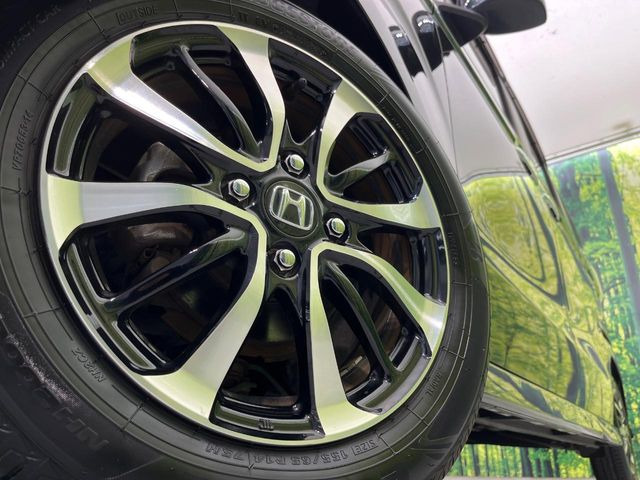 �y����14�C���`�A���~�z�C�[���z�O�ςɃ}�b�`���������A���~�z�C�[���𑕒����Ă���܂��B�e��ЊO�A���~�z�C�[����A�X�^�b�h���X�^�C�����戵�����Ă���܂��B���񂲑��k����������