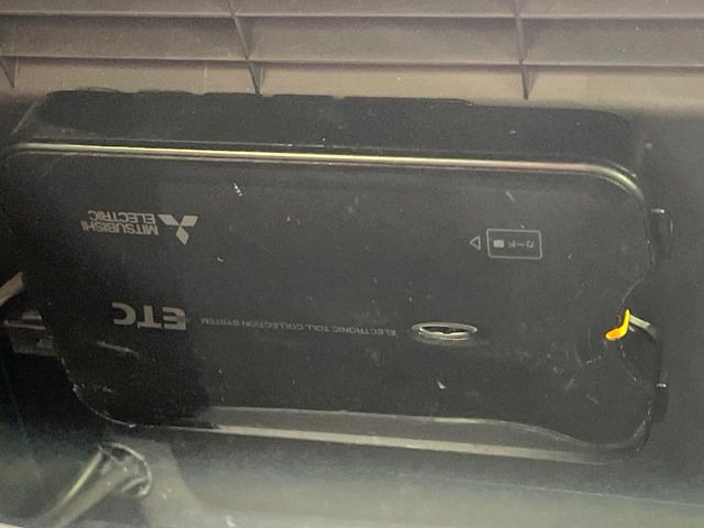 【ETC】高速道路の料金所をストレスなく通過!話題のスポットやサービスエリアに多い「スマートIC」利用時は必須のアイテムです。当店でセットアップを実施、ご納車当日からすぐにご利用いただけます!