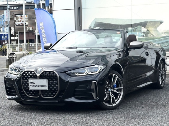 4シリーズカブリオレM440i Xドライブ 4WD