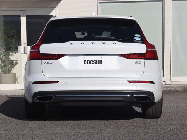 ���s�^�G���W���ɂ̓{���{�̔F�؂��擾����MOTUL�̍����I�C��SPECIFIC RBS0-2AE(0W-20)���g�p���܂��B