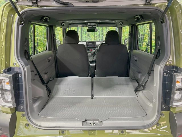 ���i�̂���������ʋ΁A���}���ɏ\���ȉ׎��X�y�[�X���m�ۂ��Ă���܂��B�Z�J���h�V�[�g��|���ƁA�傫�ȉו��̐ύڂ��\�ł���