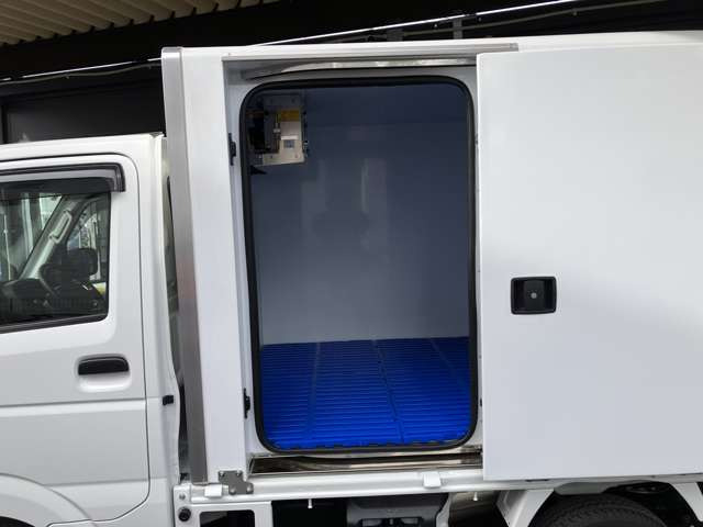 ミニキャブトラックM 4WD