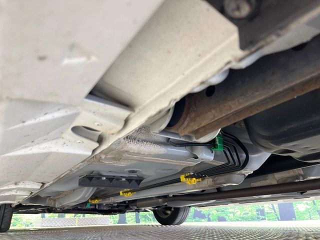 下回りがきれいなうちに、防錆加工の施工がオススメ。降雪地域はもちろん、沿岸部にお住いの方や、趣味でマリン・ウィンタースポーツをされる方にご好評いただいております。