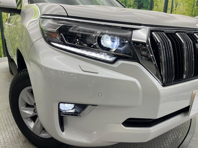 �yLED�w�b�h���C�g�z���V����ԑ��s�����ǍD�Ȏ��E���m�ۂ����S���ĉ^�]�ł��鍂�P�xLED�w�b�h���C�g�𑕔�!�_�����x�������A����d�͂��}�����Ă��܂��B