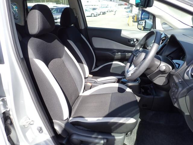 �t�����g�V�[�g�A��ԗǍD�ň��S�ł��B�傫�ȉ�����Ȃ����S�ł�