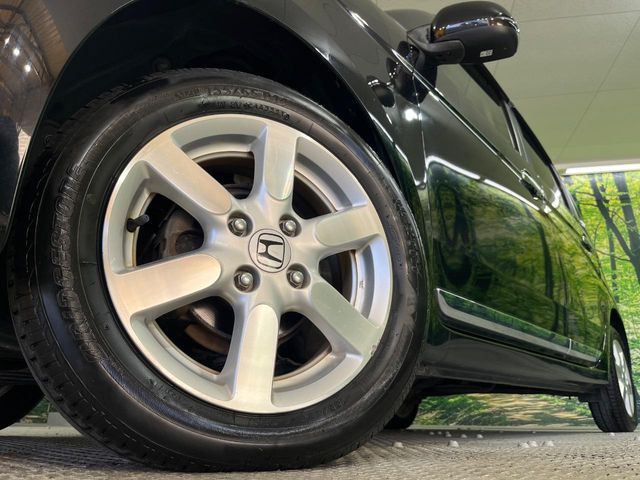 【純正14インチアルミホイール】外観にマッチした純正アルミホイールを装着しております。各種社外アルミホイールや、スタッドレスタイヤも取扱いしております。是非ご相談ください♪