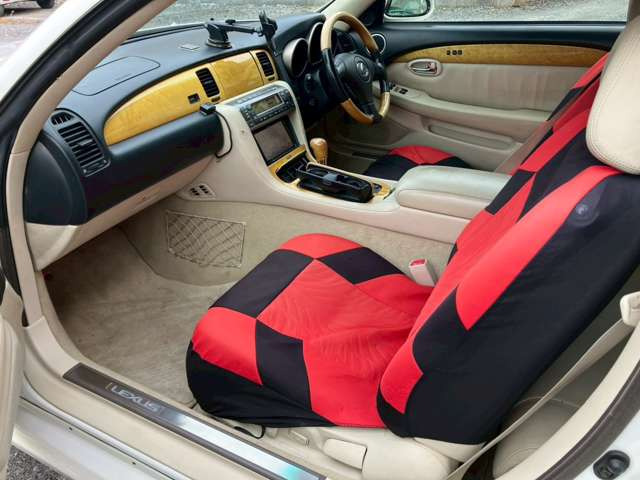 �C�ɂȂ邨�Ԃ�����܂�����E�̓d�b�ԍ����璼�ڂ��X�ɂ��₢���킹���������B�x�����@����ԗ����A��Ԃ܂łȂ�ł������������Ē����܂��B�X�^�b�t�ꓯ���A�����҂����Ă���܂��B