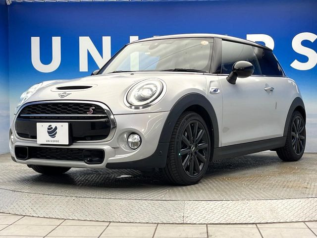 �������t�т̕ۏ؂̑��A���S�̍Œ�3�N�E���s�������ۏ�(�L��)�����p�ӁB�A���Ԃ����S���Ă��y���݂���������l�A�ۏؓ��e���[���͂������A�����_��&�I�C�������⃍�[�h�T�[�r�X���t�т��Ă���܂��B