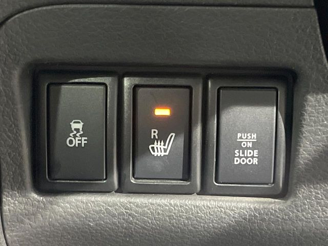 【シートヒーター】寒い日に重宝するシートヒーター!エアコンより早く温まってくれるので寒がりの人も安心ですね♪エアコンの温風は乾燥するから苦手、という方にもをおすすめです。