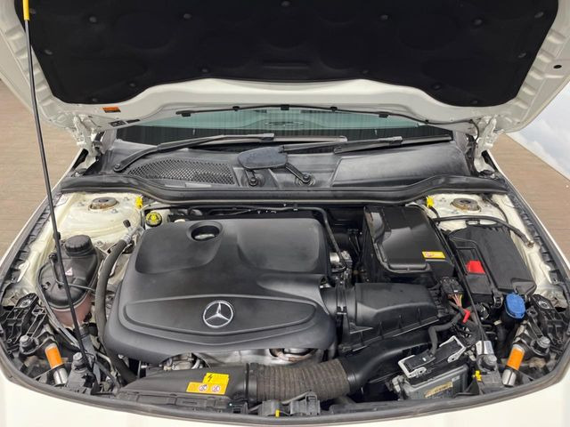 ●当店では、各メーカーの専用診断テスターを導入。国家資格を持つテクニカルスタッフも常駐しておりますので、万が一の際にも安心してご利用いただけます。