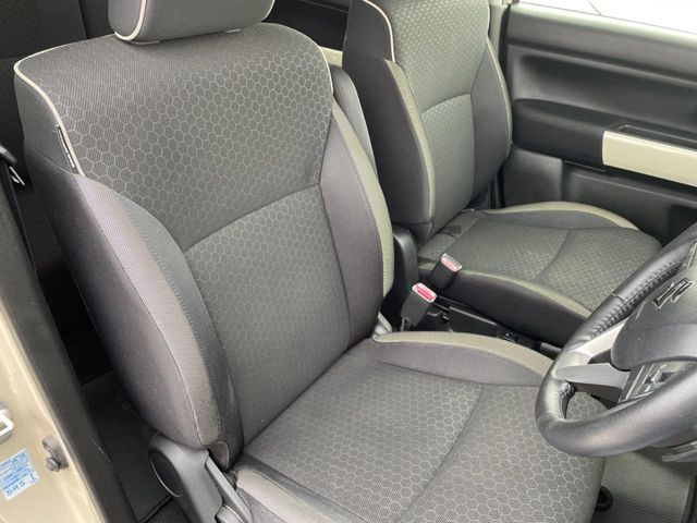 �^�]�ȃV�[�g���͎g�p�������Ȃ��A�ǍD�ȏ�ԂƂȂ��Ă��܂��B���J�Ɏg���Ă������Ƃ��悭�킩��܂��ˁB