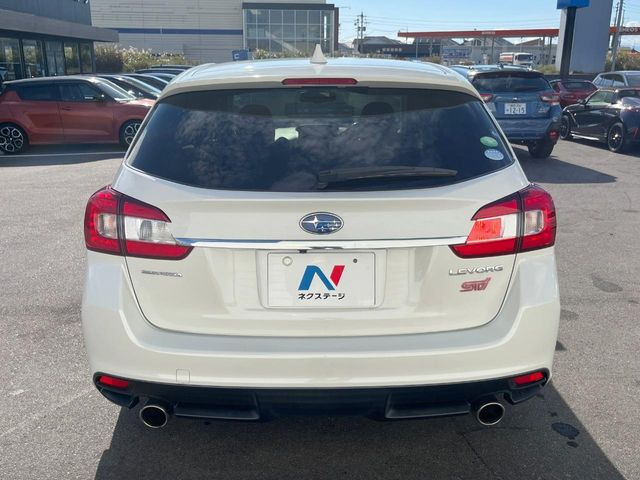 安心の最長10年・走行無制限保証(有償)をご用意。保証内容も充実はもちろん、無料点検&オイル交換や、年中無休の全国・24時間ロードサービスも付帯されておりますのでご安心下さい。