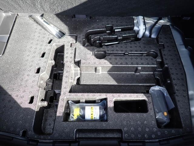 �p���N�C���L�b�g���t���Ă܂�.