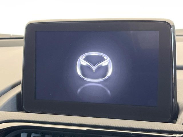 �y�}�c�_�R�l�N�g�i�r�z�ԓ��̕��͋C�Ƀ}�b�`������̌^�^�C�v�̃i�r�B�e����q�ݒ��Bluetooth�Đ����A�l�X�ȋ@�\���y���߂܂��B�����I�ȃ_�C�������삪�\�ŁA�g��������ǍD�ł��B