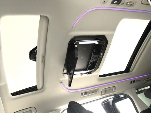 【ツインサンルーフ】サンルーフ装備車両!高級感もアップ、大人気オプション解放感溢れる快適なドライブをお楽しみください♪