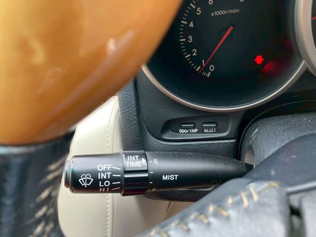 �C�ɂȂ邨�Ԃ�����܂�����E�̓d�b�ԍ����璼�ڂ��X�ɂ��₢���킹���������B�x�����@����ԗ����A��Ԃ܂łȂ�ł������������Ē����܂��B�X�^�b�t�ꓯ���A�����҂����Ă���܂��B