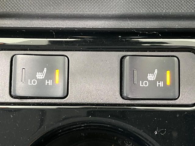 【シートヒーター】寒い日に重宝するシートヒーター!エアコンより早く温まってくれるので寒がりの人も安心ですね♪エアコンの温風は乾燥するから苦手、という方にもをおすすめです。