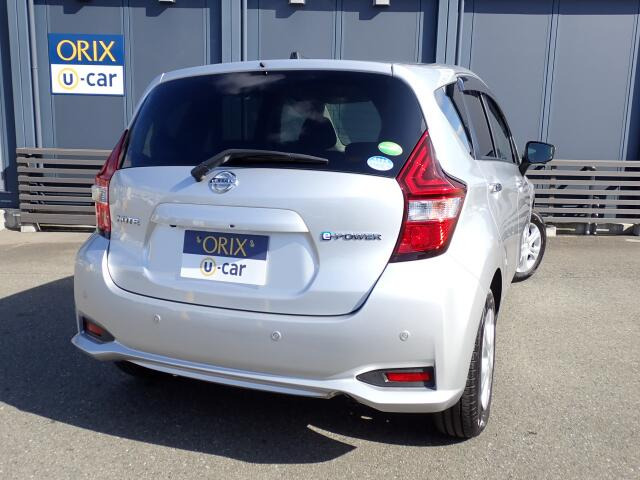 �����r���[�̉摜�ɂȂ�܂��B�I���b�N�X�F�蒆�ÎԂɂ́A���w��������S���Ă���肢���������߂ɁA�Ǝ��́u�I���b�N�X�F�蒆�Îԕۏ؁v�����t�����Ă��܂��B