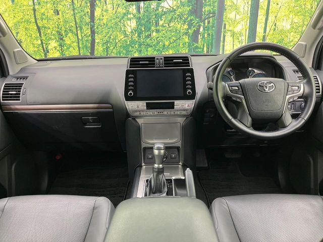 グループ総在庫数約30,000台!!全国の系列店からメーカー・車種問わずご紹介出来るので、あなたにピッタリのお車が見つかるはずです♪まずはお問い合わせ下さい☆