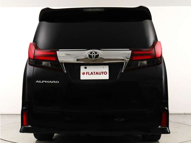 前後ドライブレコーダーもお取り付けできます!安心安全なカーライフには必需品ですね!