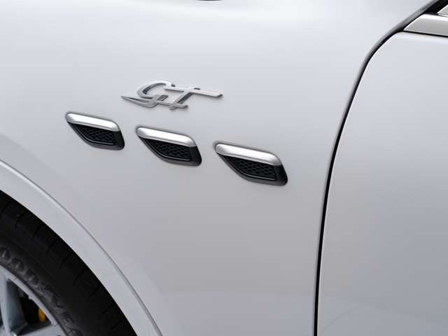 �y �Ԍ��������A�y���^�� �z�A���Ԃ͂������A���Y�Ԃ��劽�}�ł��B�o���L�x�ȃX�^�b�t���A���q�l�̂��Ԃ���������Ɛ����v���܂��B�t�F���[���A�����{���M�[�j�Ȃǂ̃X�[�p�[�J�[�������k��������!