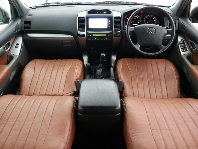 ランドクルーザープラド2.7 TX 4WD