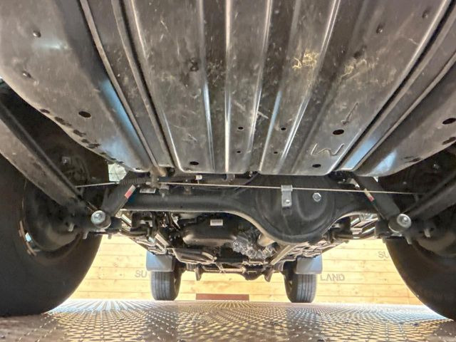 ����肪���ꂢ�Ȃ����ɁA�h�K���H�̎{�H���I�X�X���B�~��n��͂������A���ݕ��ɂ��Z���̕���A��Ń}�����E�E�B���^�[�X�|�[�c���������ɂ��D�]���������Ă���܂��B