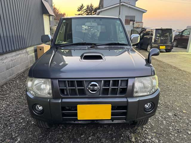 ☆約1000坪の広々展示場・グループ在庫100台以上の在庫数☆幅広いラインナップで、いろいろなタイプの車両をご覧いただけます!最適な1台がきっと見つかります。