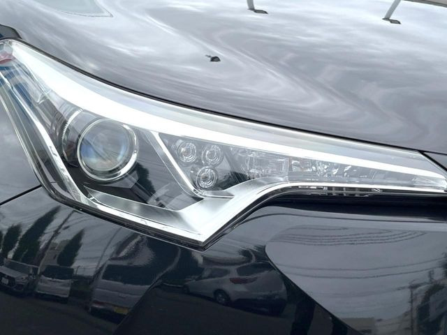 �yLED�w�b�h���C�g�z���V����ԑ��s�����ǍD�Ȏ��E���m�ۂ����S���ĉ^�]�ł��鍂�P�xLED�w�b�h���C�g�𑕔�!�_�����x�������A����d�͂��}�����Ă��܂��B