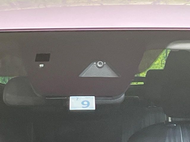 �y�X�}�[�g�V�e�B�u���[�L�T�|�[�g�z�ᑬ���s���ɑO���̎ԗ�����F�����A�Փ˂������Ȏ��͌x��ƃu���[�L�ŏՓˉ���Ɣ�Q�y�����A�V�X�g�B�����S�Ƀh���C�u�����y���݂��������܂��B