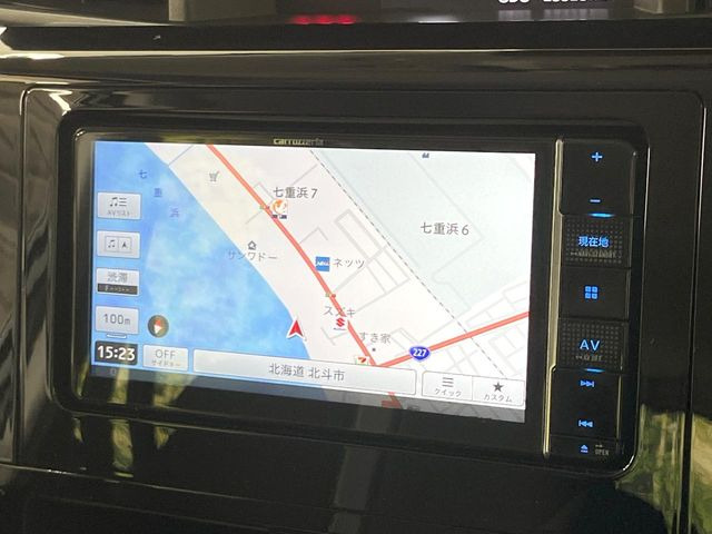 【ナビゲーション】使いやすいナビで目的地までしっかり案内してくれます。各種オーディオ再生機能も充実しており、お車の運転がさらに楽しくなります!!